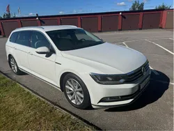 Vit Begagnad 2015 VW Passat Kombi | 117 000 kr (Marknadspris)