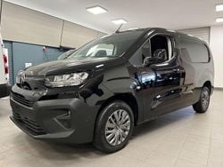 Svart perla nera Ny 2025 Citroën Berlingo Business Class Van | 368 625 kr (Marknadspris)