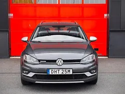 Mörkgrå Begagnad 2019 VW Golf Alltrack Kombi | 179 900 kr (Lite dyr)