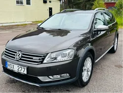 Brun Begagnad 2013 VW Passat Alltrack Kombi | 98 000 kr (Marknadspris)