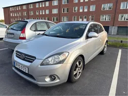 Silver Begagnad 2008 Kia ProCeed 2 Halvkombi | 29 800 kr