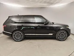 Svart Begagnad 2016 Land Rover Range Rover Vogue SUV | 429 900 kr