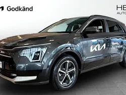 Grå (grey) Begagnad 2025 Kia Niro Advance SUV | 399 000 kr (Marknadspris)