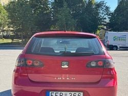 Röd Begagnad 2007 Seat Ibiza Halvkombi | 8 000 kr (Superpris)