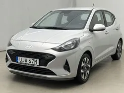 Grå Begagnad 2024 Hyundai i10 Halvkombi | 149 000 kr (Bra pris)