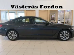 Grå Begagnad 2019 BMW 520 Sport Line Sedan | 252 900 kr (Superpris)