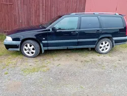Svart Begagnad 2000 Volvo XC70 SUV | 23 500 kr (Marknadspris)