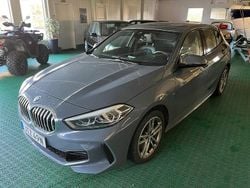 Grå Begagnad 2021 BMW 118 M Sport Halvkombi | 244 000 kr (Marknadspris)