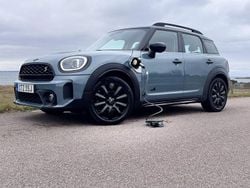 Grön Begagnad 2023 Mini Cooper Countryman SUV | 324 900 kr (Marknadspris)