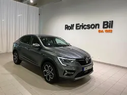 Grå Begagnad 2023 Renault Arkana Techno SUV | 259 500 kr (Marknadspris)