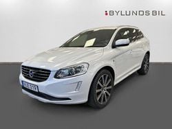 Vit Begagnad 2015 Volvo XC60 Ocean Race SUV | 137 000 kr (Marknadspris)