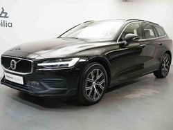 Svart Begagnad 2023 Volvo V60 Kombi | 294 900 kr (Marknadspris)