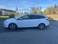 Vit Begagnad 2013 Ford Focus Trend Kombi | 25 000 kr (Superpris)