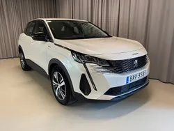 Vit Begagnad 2022 Peugeot 3008 Active SUV | 244 700 kr (Bra pris)