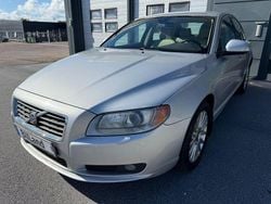 Silver Begagnad 2007 Volvo S80 Summum Sedan | 49 900 kr (Marknadspris)