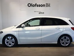 Vit Begagnad 2015 Mercedes B180 Minibuss | 164 900 kr (Lite dyr)