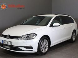 Vit Begagnad 2018 VW Golf VII Kombi | 159 000 kr (Marknadspris)