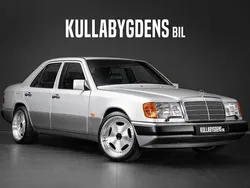 Ljusgrön Begagnad 1993 Mercedes E200 Sedan | 349 000 kr