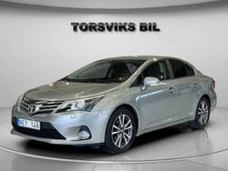 Ljusgrå Begagnad 2012 Toyota Avensis Business Edition Sedan | 89 900 kr (Marknadspris)