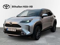 Silver Begagnad 2023 Toyota Yaris Hybrid SUV | 299 900 kr (Marknadspris)