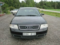 Svart Begagnad 2000 Audi A6 Ambition Kombi | 10 500 kr