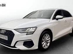 Vit Begagnad 2021 Audi A3 Sportback Proline Halvkombi | 244 000 kr (Marknadspris)