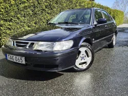 Blå Begagnad 2002 Saab 9-3 Halvkombi | 24 995 kr (Marknadspris)