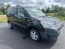 Svart Begagnad 2015 Citroën Berlingo Minibuss | 55 000 kr (Bra pris)