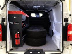 Vit Begagnad 2022 Peugeot e-Expert Van | 289 000 kr (Bra pris)