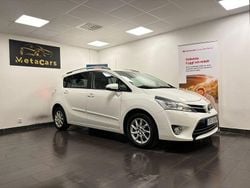 Vit Begagnad 2016 Toyota Verso Multidrive S Minibuss | 139 900 kr (Marknadspris)