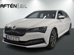 Vit Begagnad 2020 Skoda Superb Business Line Kombi | 249 800 kr (Marknadspris)