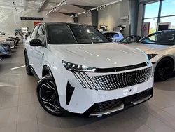 Vit okenite Ny 2024 Peugeot e-3008 GTi SUV | 579 900 kr (Marknadspris)