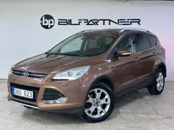 Brun Begagnad 2013 Ford Kuga Titanium SUV | 99 900 kr (Marknadspris)