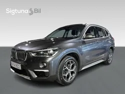 Grå Begagnad 2016 BMW X1 xLine SUV | 234 900 kr (Marknadspris)