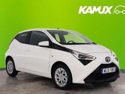 Vit Begagnad 2019 Toyota Aygo X-play Halvkombi | 104 800 kr (Bra pris)
