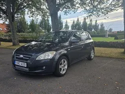 Grå Begagnad 2008 Kia Ceed 4 Halvkombi | 16 000 kr