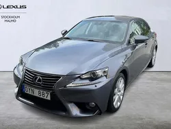 Grå Begagnad 2014 Lexus IS300h Sedan | 219 000 kr (Marknadspris)
