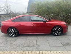 Röd Begagnad 2021 Peugeot 508 GT Sedan | 249 900 kr (Marknadspris)