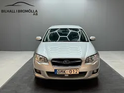 Silver Begagnad 2007 Subaru Legacy Kombi | 39 900 kr (Marknadspris)