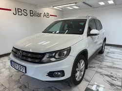 Vit Begagnad 2014 VW Tiguan Style SUV | 114 900 kr (Marknadspris)