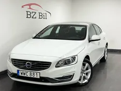 Vit Begagnad 2017 Volvo S60 Momentum Sedan | 199 900 kr (Marknadspris)