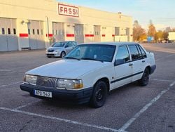 Vit Begagnad 1991 Volvo 940 Sedan | 29 900 kr