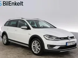 Vit Begagnad 2017 VW Golf Alltrack SE Kombi | 154 900 kr (Marknadspris)