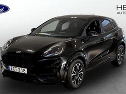Svart (black) Begagnad 2022 Ford Puma Gen-E ST-Line SUV | 219 000 kr (Marknadspris)