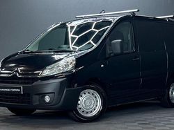 Svart Begagnad 2015 Citroën Jumpy Minibuss | 79 900 kr (Lite dyr)