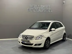Vit Begagnad 2011 Mercedes B180 Minibuss | 49 900 kr (Marknadspris)