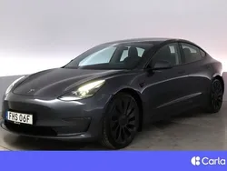 Grå Begagnad 2022 Tesla Model 3 Performance Sedan | 316 900 kr (Marknadspris)