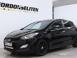 Svart Begagnad 2012 Hyundai i30 Premium Halvkombi | 59 900 kr (Marknadspris)