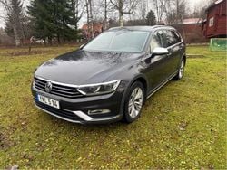 Grå Begagnad 2018 VW Passat Alltrack Kombi | 160 000 kr (Bra pris)