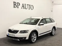 Vit Begagnad 2014 Skoda Octavia Scout Business Line Kombi | 137 900 kr (Marknadspris)